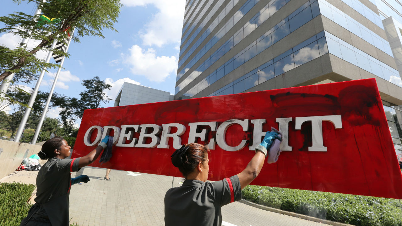Em recuperação judicial desde julho, a Odebrecht acumula mais de R$ 100 bilhões em dívidas, devastada pelas descobertas de corrupção na Operação Lava Jato