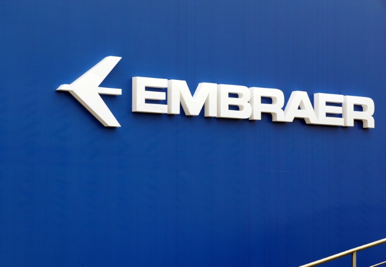 Americana ExpressJet Airlines anuncia compra de 36 aviões Embraer ERJ145