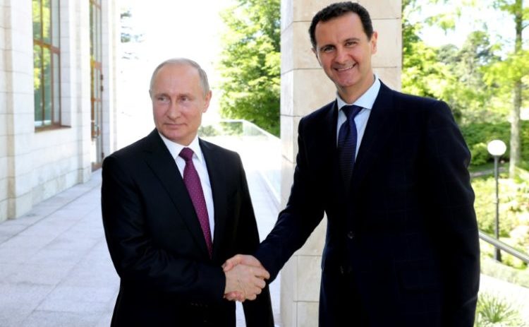 O presidente russo Vladimir Putin e o presidente sírio Bashar al-Assad são aliados de longa de data