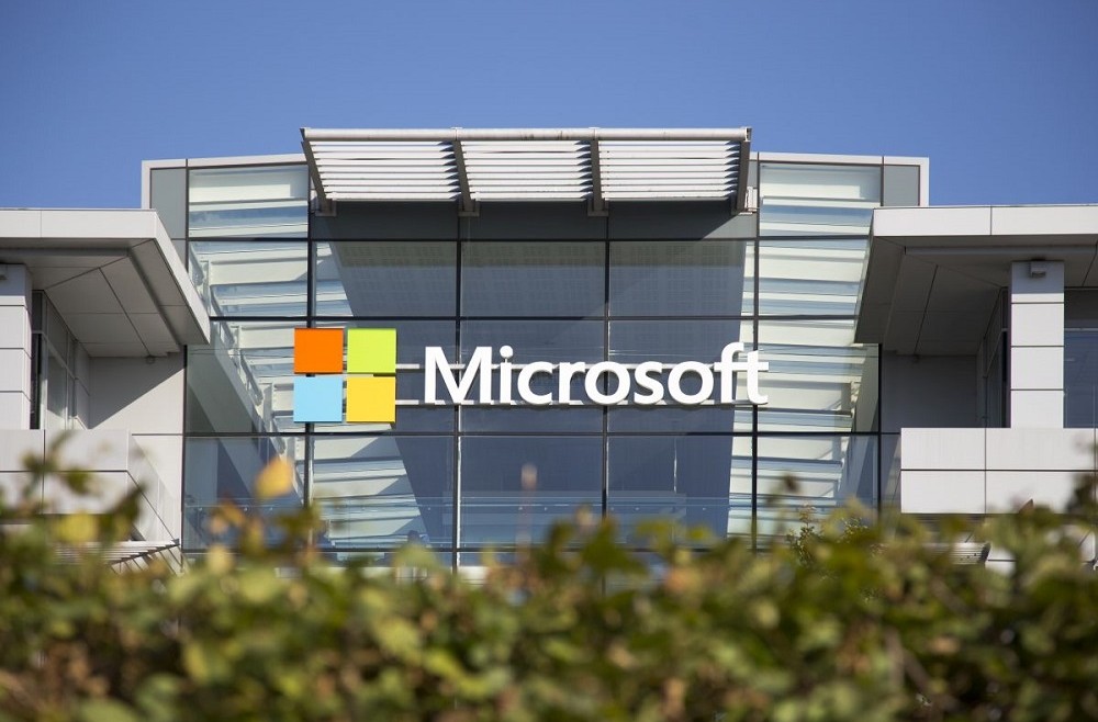 Microsoft firma parceria com a AT&T