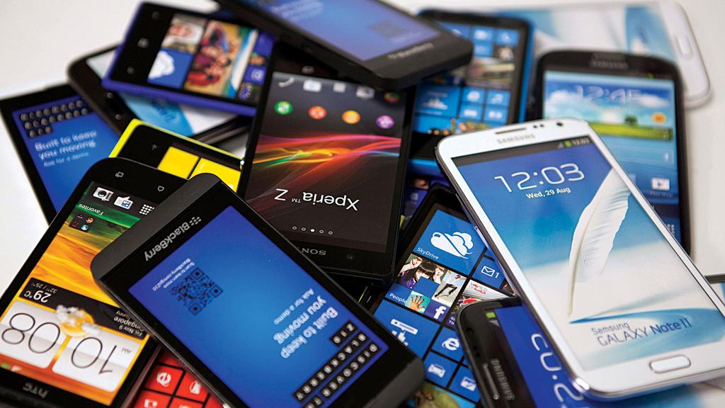 Na competição entre as empresas, a sul-coreana Samsung manteve a liderança com 73,3 milhões de smartphones vendidos, uma fatia de 18,9% do total
