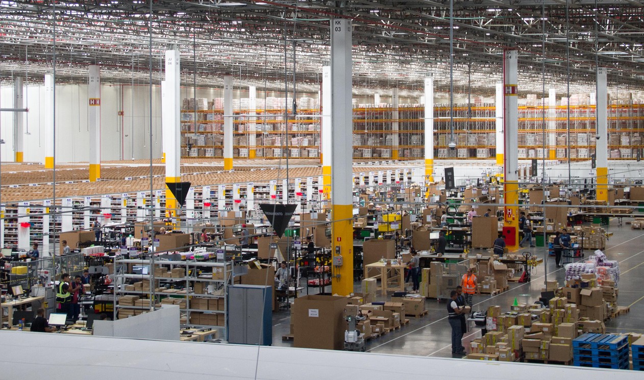 Centro de distribuição da Amazon no Brasil
