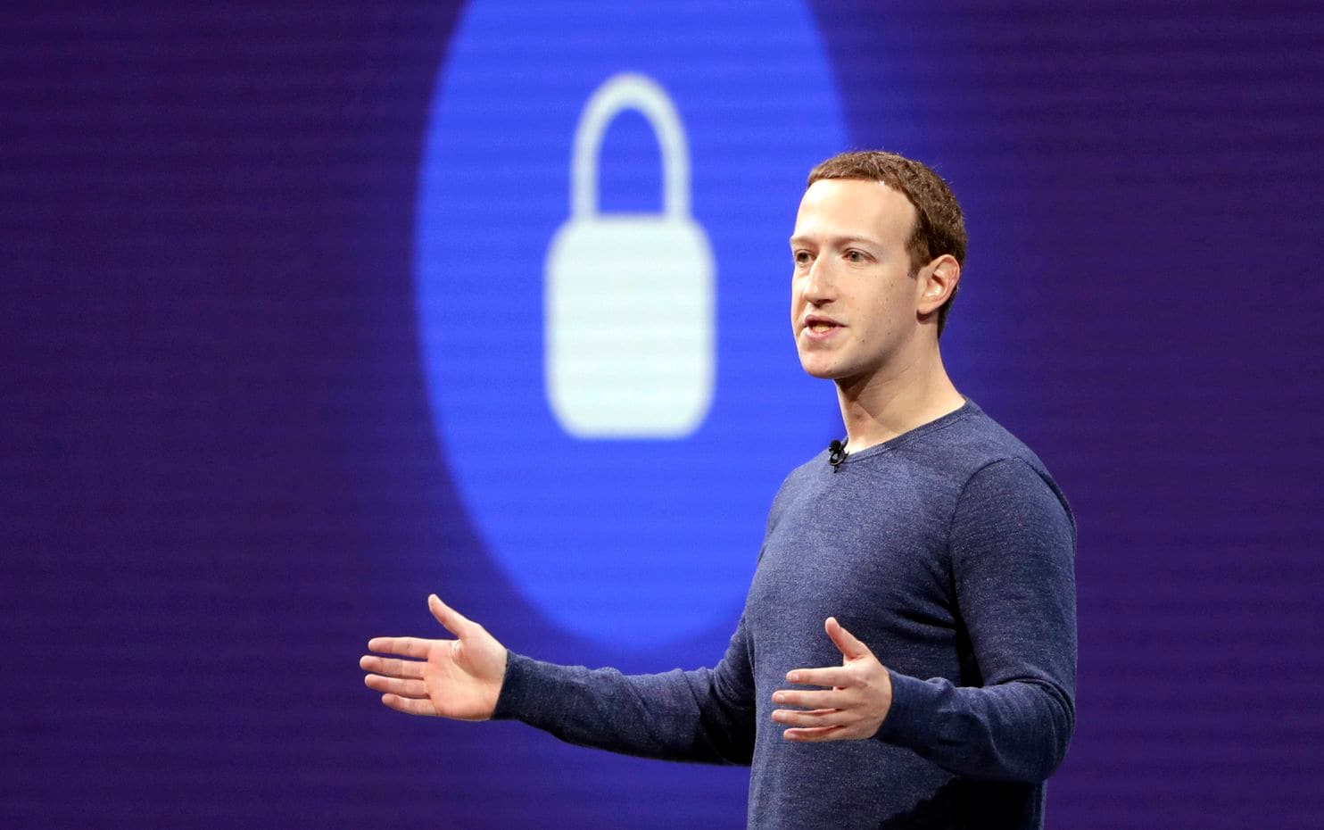 Mark Zuckerber, CEO do Facebook, está cada vez mais pressionado pela comunidade global a adotar medidas rígidas contra as fake news e propaganda política que siga o mesmo caminho
