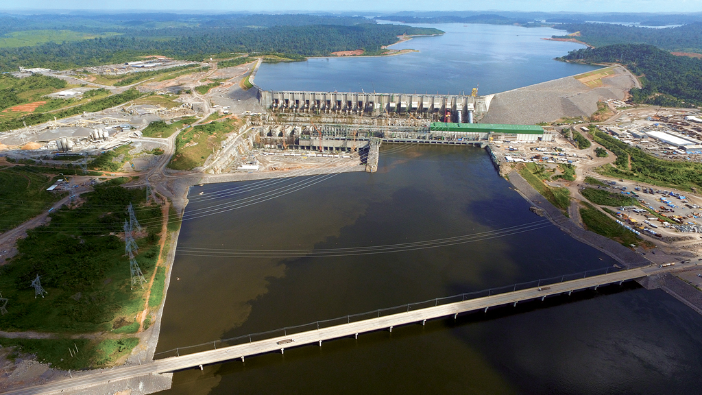 Vista aérea da usina de Belo Monte