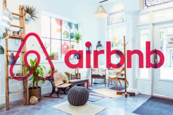 Um dos principais apps de estadia do mundo, o Airbnb pode chegar a um valor de mercado superior aos US$ 41,8 bilhões após IPO