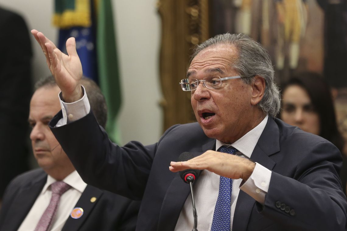 O ministro da Economia, Paulo Guedes, criou conflito com o Senado e agora terá de apagar incêndio