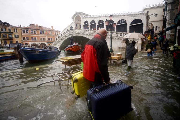 Veneza em estado de alerta por nova maré alta - Mundo - Jornal NH