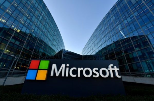 Muitas das vítimas do ataque, que a Microsoft disse ter sido executado por uma rede de hackers chineses, parecem ser pequenas empresas e governos locais