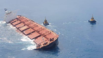 Além de quase 300 mil toneladas de minério de ferro, o navio MV Stella Banner é capaz de transportar até 4 milhões de litros de combustível e óleo