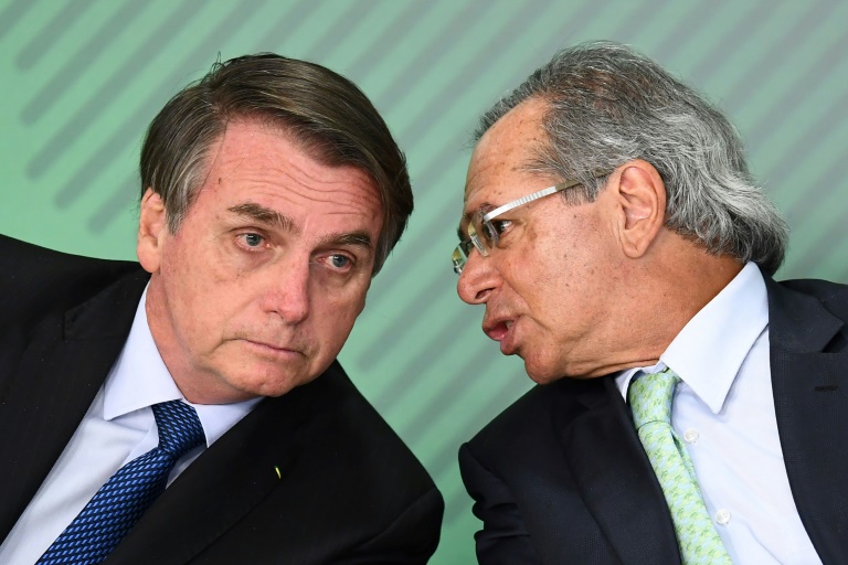 (Arquivo) O presidente Jair Bolsonaro e o ministro da Economia, Paulo Guedes