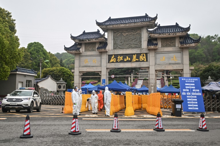 Cemitério de Biandanshan, em Wuhan