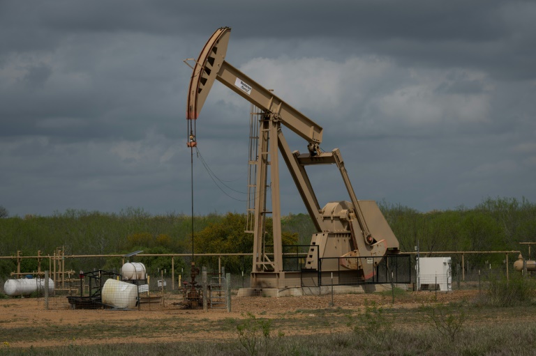 Poço de petróleo em Cotulla, Texas, em 12 de março de 2019