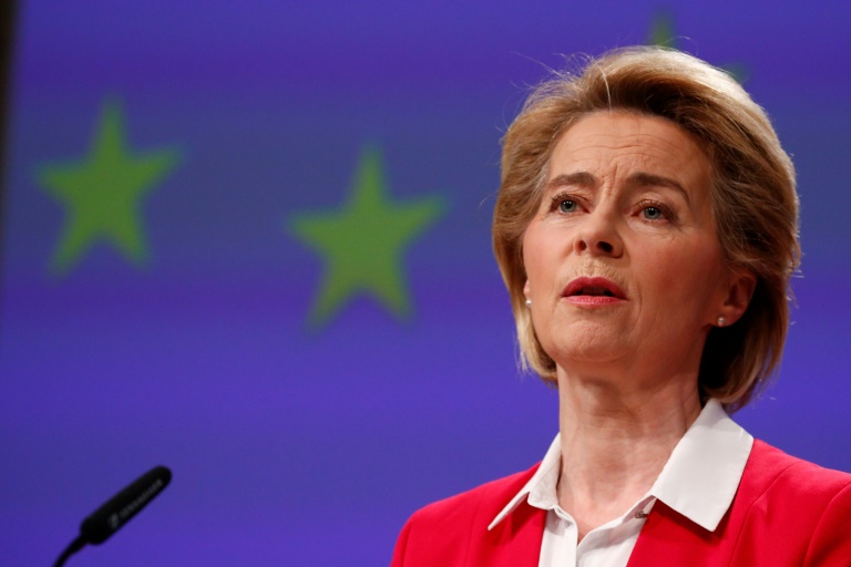 A presidente da Comissão Europeia, Ursula von der Leyen, fala sobre os esforços da UE para limitar o impacto econômico do coronavírus