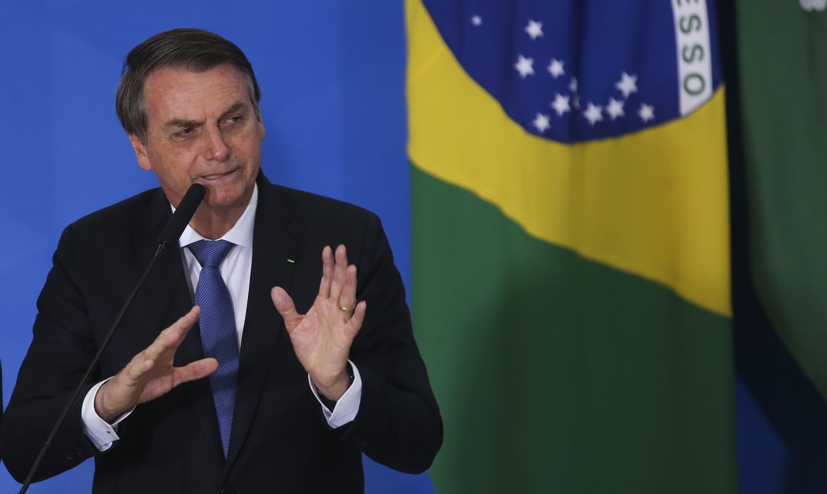 Presidente Bolsonaro: em quase 16 meses de governo, 31 representações para tirar Bolsonaro do cargo foram protocoladas