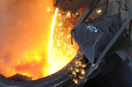 A companhia ainda vai paralisar as atividades da aciaria 1 também em Ipatinga. A aciaria é a área onde o ferro é convertido em aço