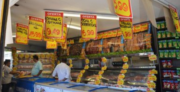 A inflação dos alimentos subiu para 2,15%, apontou o IPC-Fipe