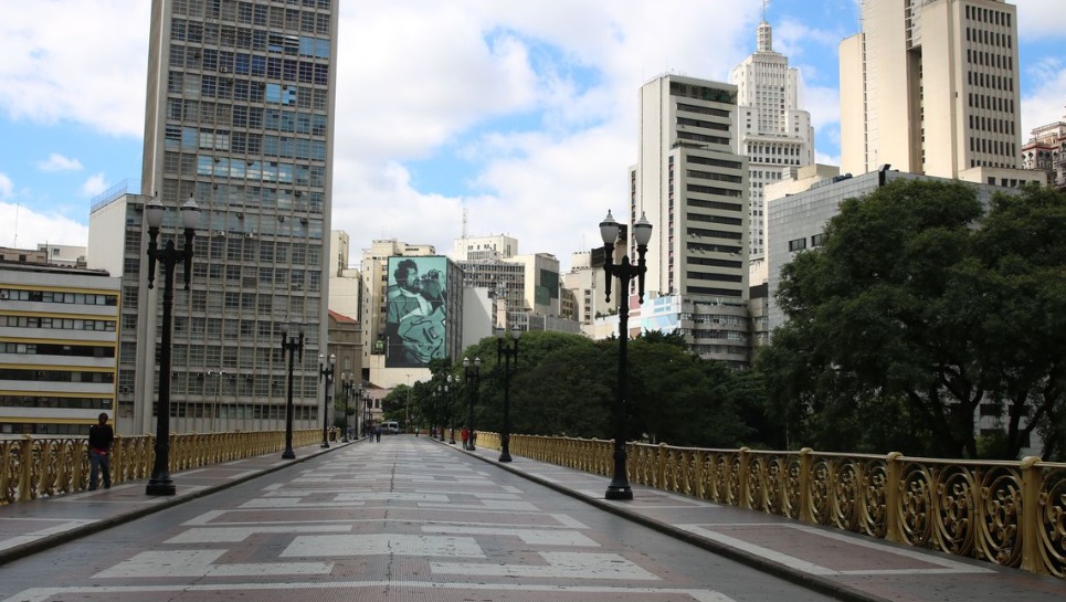 Em nota, a Prefeitura de São Paulo disse que ainda aguarda a mudança de fase para determinar os próximos passos