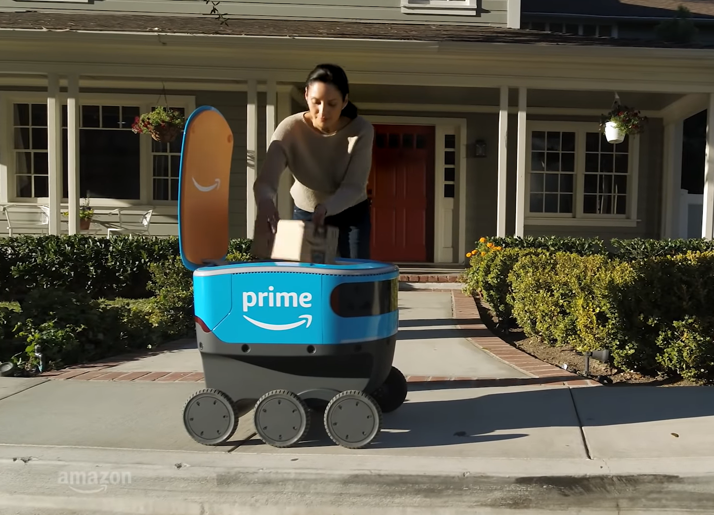 O robô Amazon Scout realiza entregas de forma autônoma