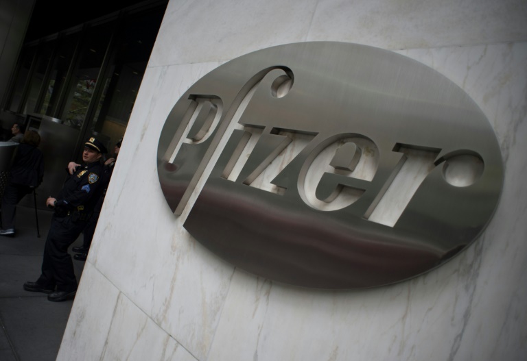 A americana Pfizer: testes da candidata à vacina de Pfizer e BioNTech já estão em andamento