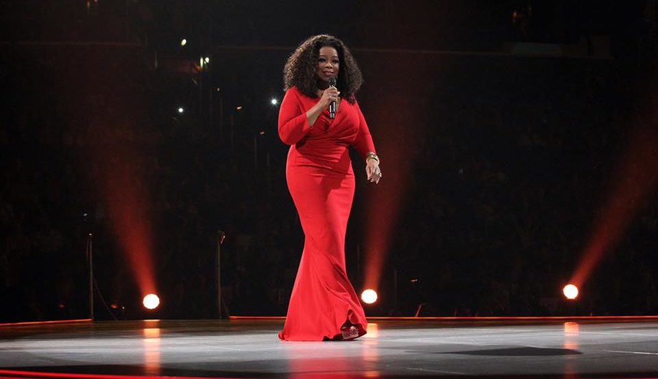 Revista da Oprah deixa de ser impressa regularmente