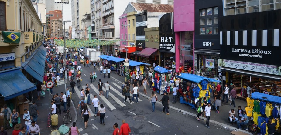 O faturamento do comércio varejista no estado de São Paulo foi de R$ 46,7 bilhões no mês de abril, 22,8% a menos do que registrado no mesmo mês de 2019, de R$ 60,5 bilhões