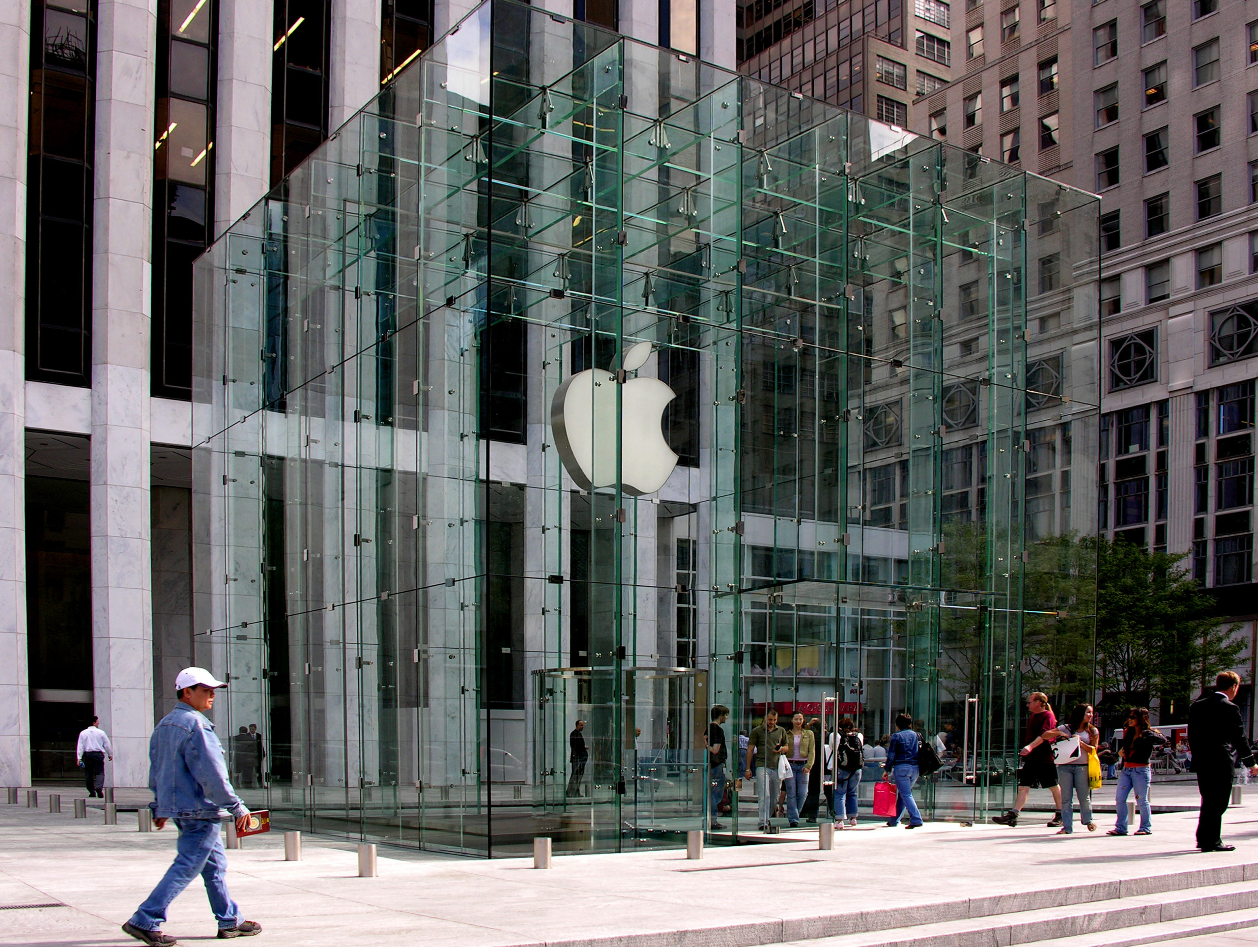 Apple se torna empresa de capital aberto mais valiosa do mundo