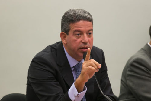 Deputado Arthur Lira: líder do Centrão e aliado do presidente Jair Bolsonaro cpmf