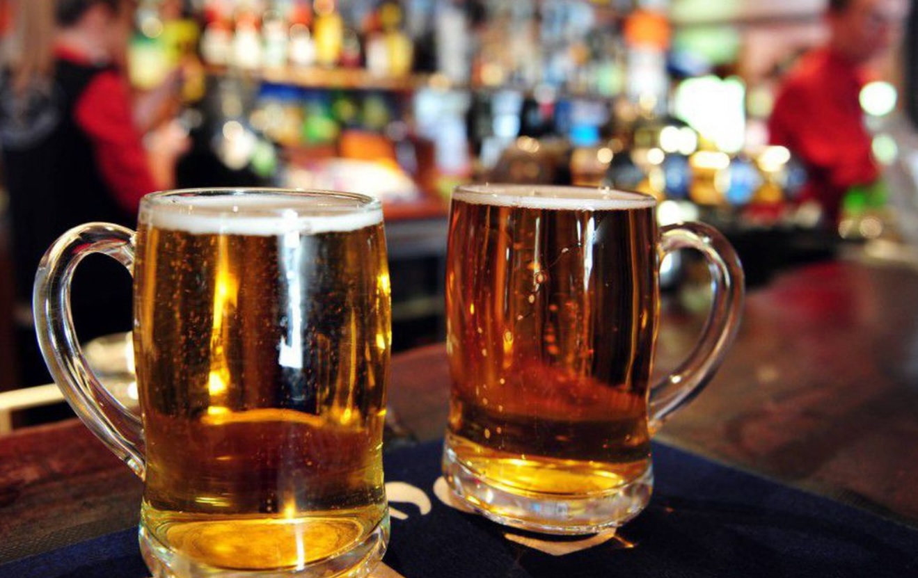 Entre sexta-feira e domingo, a Prefeitura interditou 75 bares