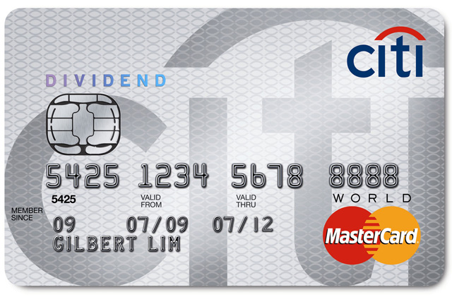 Qualquer cliente interessado em ter um novo cartão de crédito emitido pode solicitar. Não é necessária qualquer alteração legal do nome para efetuar a troca