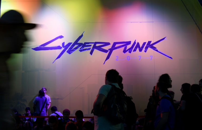 O novo atraso no lançamento do esperado jogo eletrônico Cyberpunk 2077 gerou indignação entre os fãs, chegando inclusive a provocar ameaças de morte