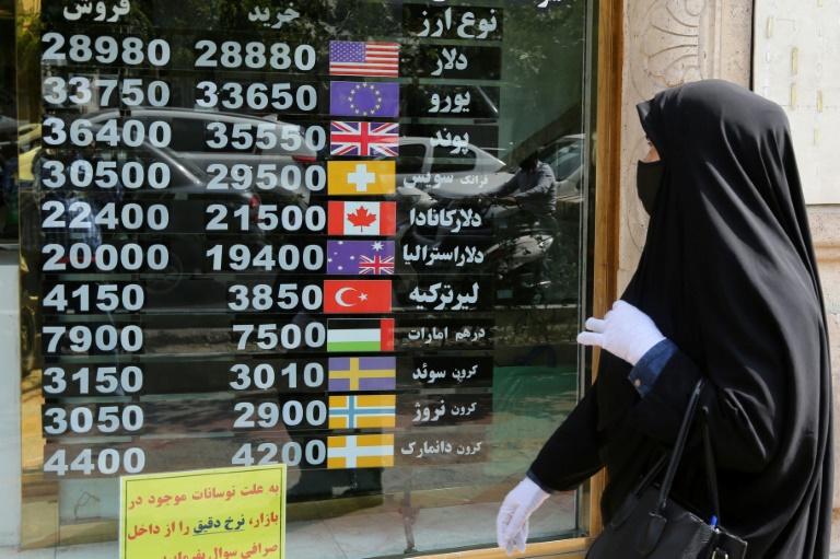 Tesouro afirmou que sancionará 18 grandes bancos iranianos, o que pode isolar em grande parte o país de 80 milhões de pessoas do sistema financeiro mundial