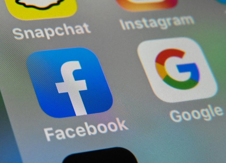 facebook e google estendem proibição de anúncios políticos