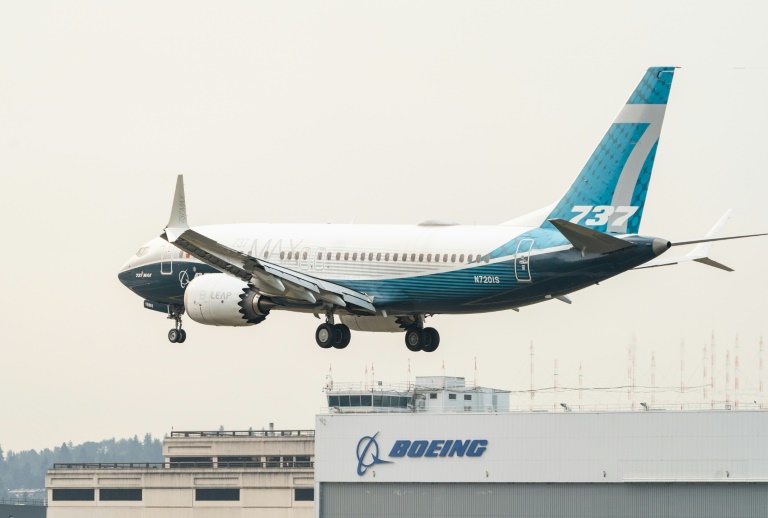 Como a Boeing convencerá que é seguro voar em um 737 MAX?