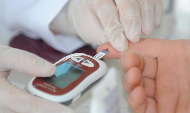 Diabetes ocorre mesmo em pessoas que tinham histórico negativo para a doença e nível normal de hemoglobina glicada antes de ser infectado pela covid