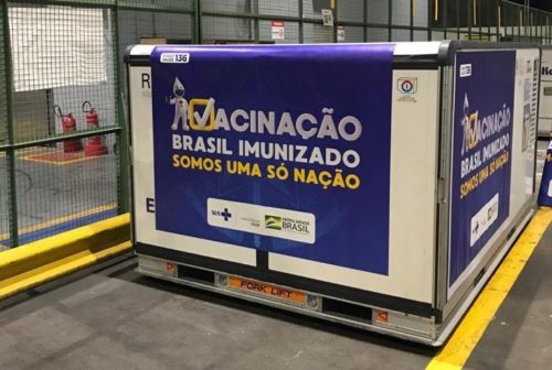As doses de vacinas contra o coronavírus chegaram à noite no Rio