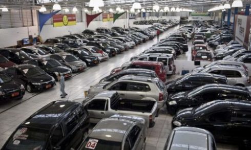 A partir de sexta-feira (15), as revendedoras deverão pagar alíquota do ICMS de 5,5% sobre o valor de venda dos veículos usados