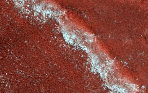 Em Marte as geleiras permaneceram congeladas na superfície fria do Planeta Vermelho por mais de 300 milhões de anos, cobertas de escombros.