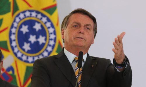 Bolsonaro, por sua vez, fez uma provocação: "Nos encontramos em 2022", em referência ao período das próximas eleições presidenciais.