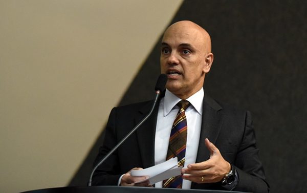 A ordem de bloqueio das contas partiu do ministro Alexandre de Moraes, do Supremo Tribunal Federal (STF)