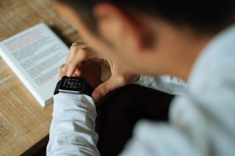 O smartwatch poderá utilizar o Messenger para enviar e receber mensagens