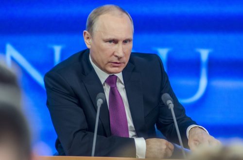 O presidente Vladimir Putin garante que a lei de soberania da internet é só por precaução e que a Rússia não vai se desconectar da rede mundial