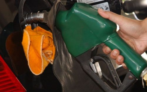 A gasolina apresentou aumento de 9,95% nos preços nas duas primeiras semanas de março, em relação ao fechamento de fevereiro