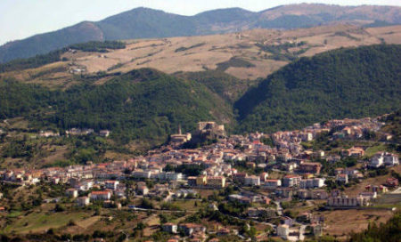 A cidade de Laurenzana tem pouco mais de 2.246 habitantes