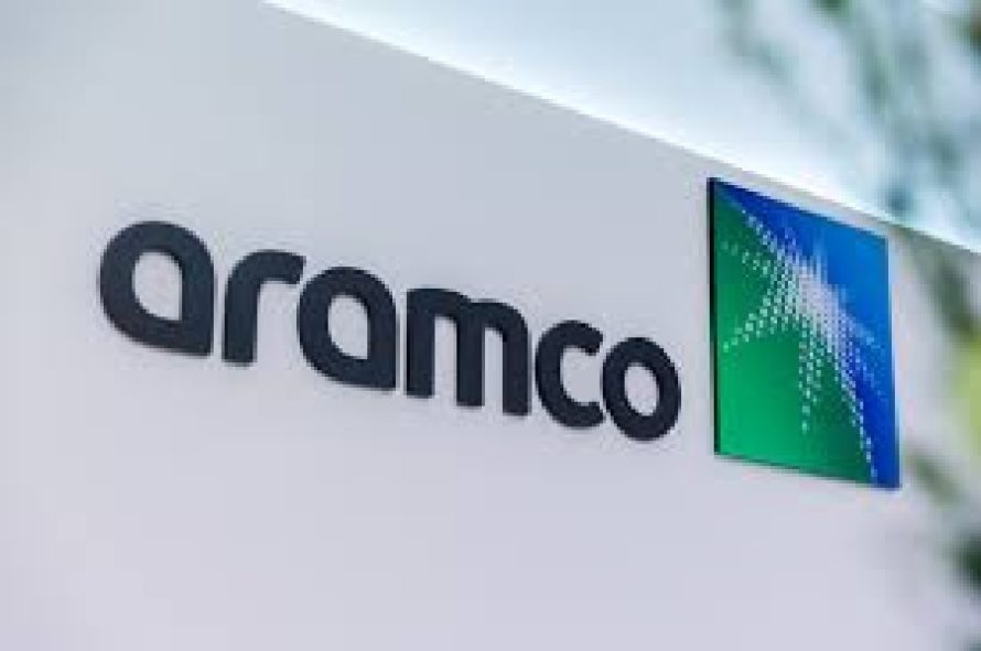 A gigante de petróleo da Arábia Saudita Aramco vendeu participação de 49% em um negócio de oleoduto recém-formado para um consórcio internacional