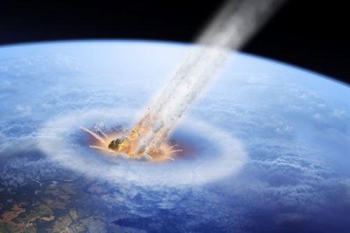 Este tipo de explosão é descrito como intermediário, pois é maior do que uma explosão de ar, mas menor do que um evento de impacto de cratera.
