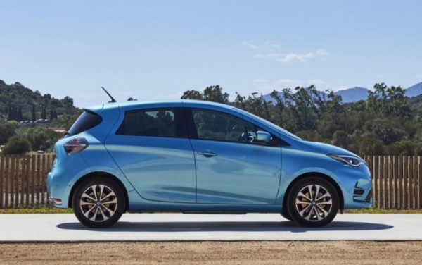 Líder de vendas no mercado de elétricos em alguns países da Europa, o Renault Zoe finalmente chega ao Brasil, hatch elétrico que chega com novo visual.