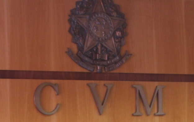 A CVM é o órgão de regulação do mercado brasileiro