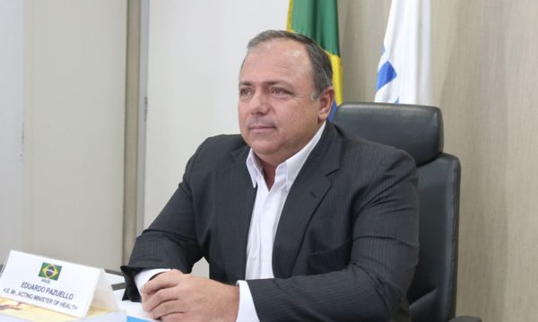 ex-ministro da Saúde Eduardo Pazuello presta depoimento à CPI da Covid nesta quarta-feira, 19, sob pressão dupla