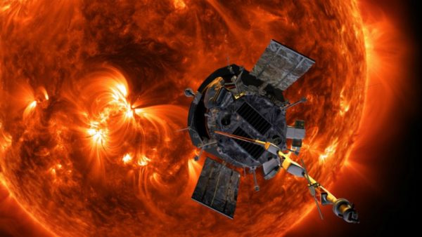 A velocidade atingida pela Sonda Solar é agora de 532 mil km/h e esteve mais perto do Sol, a uma distância de apenas 10,4 milhões de quilômetros.