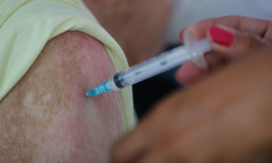 A medida foi tomada pela capital para controlar o estoque de doses da vacina contra a covid-19